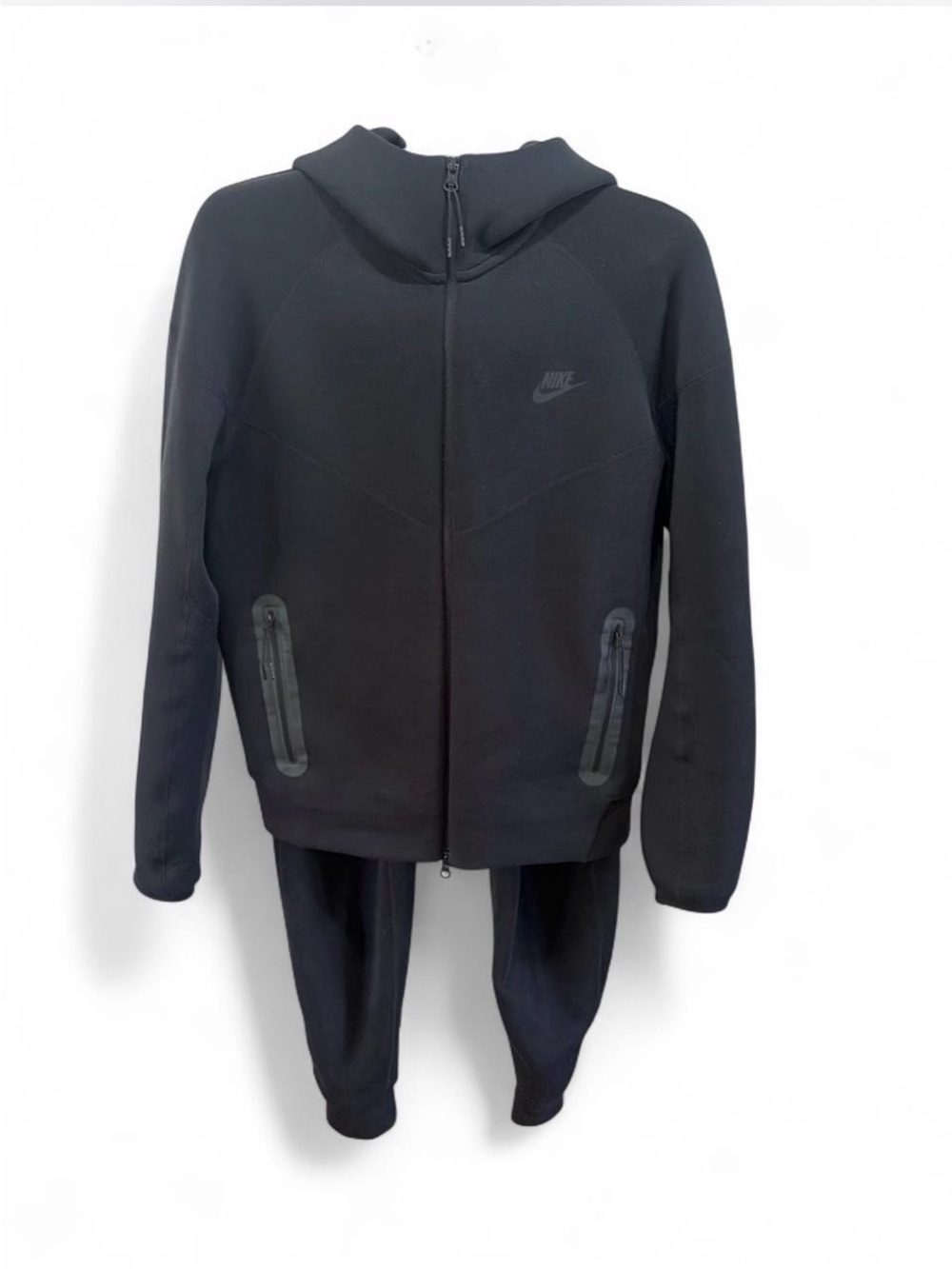 Nike Tech Set
